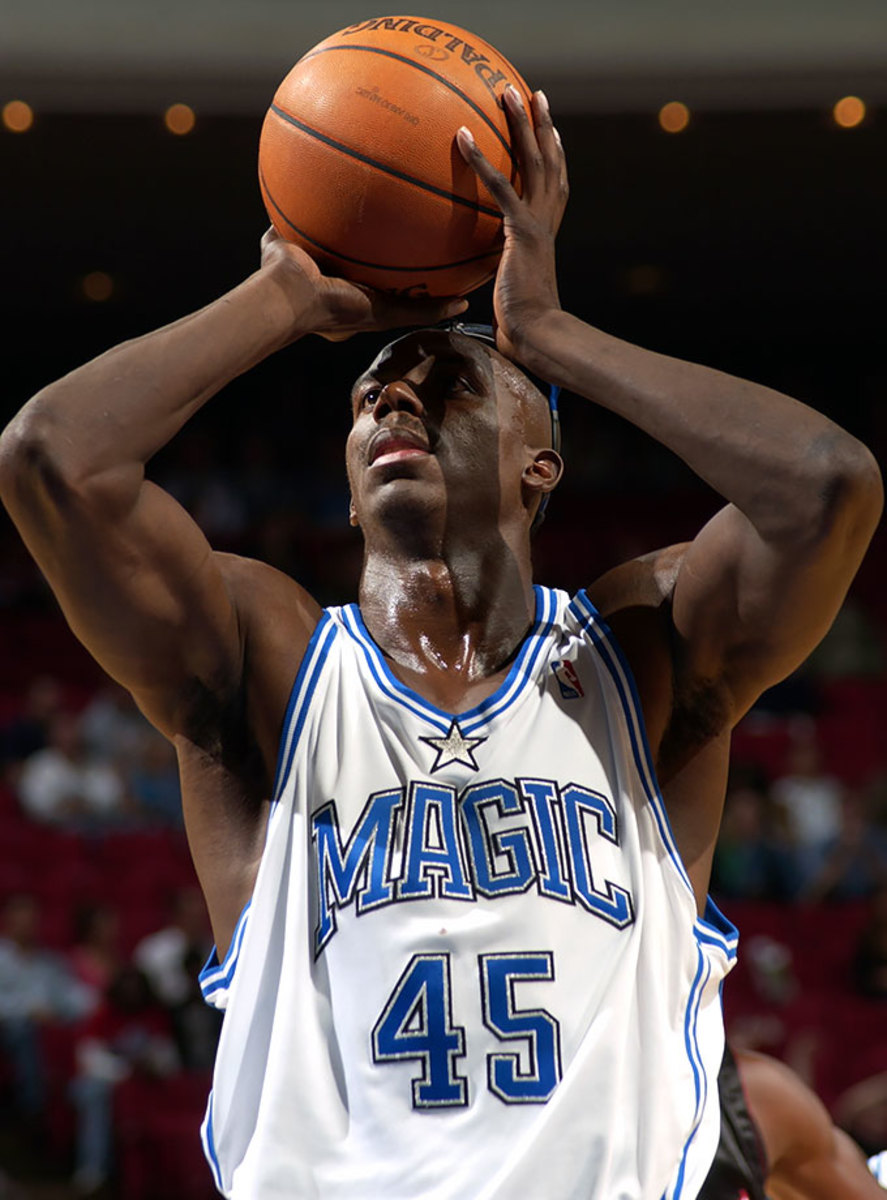 Bo-Outlaw-free-throw.jpg